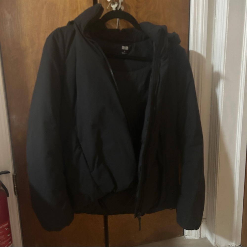 UNIQLO DOWN Black Hooded Jacket size small